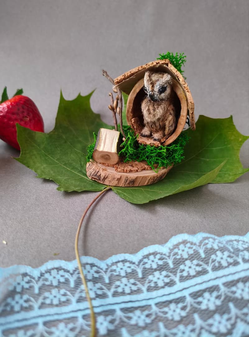 微型针织收藏绿牛小雕像