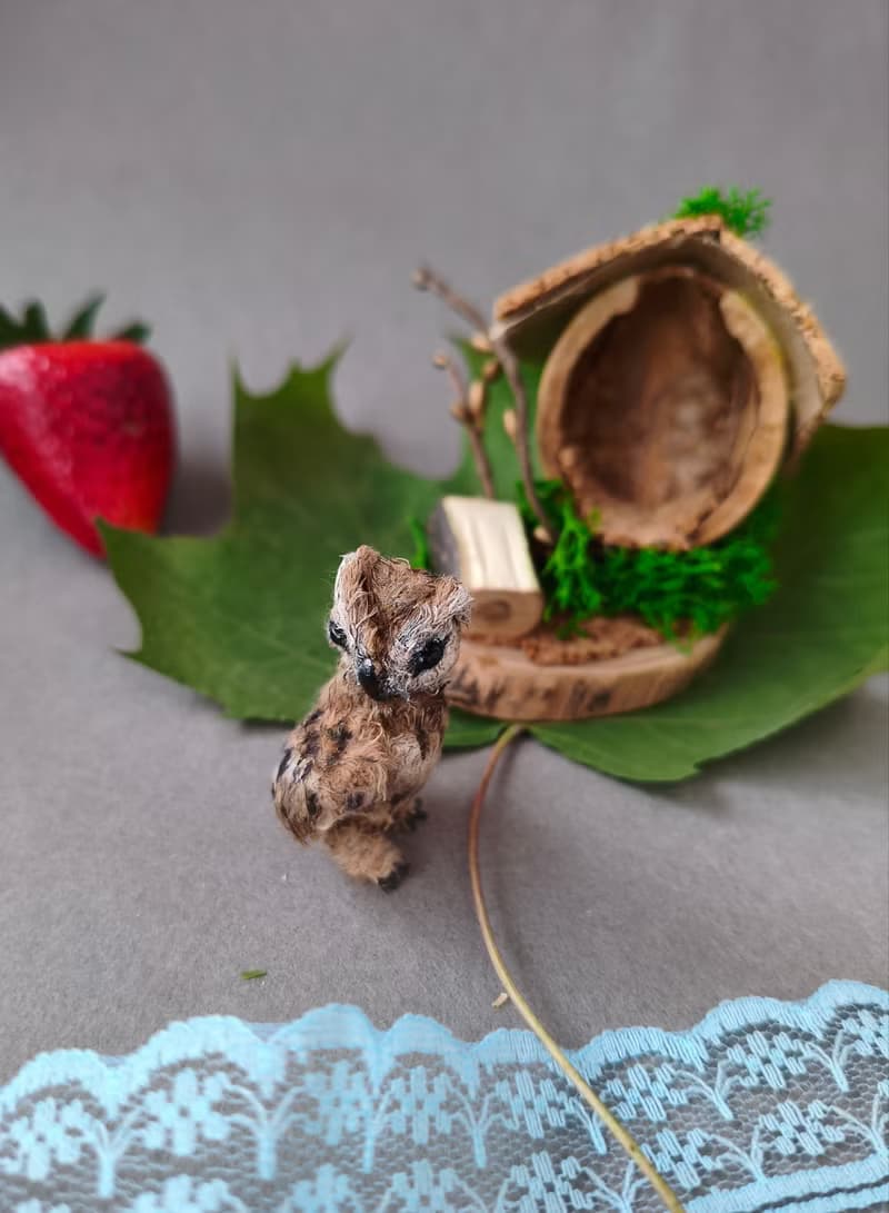 微型针织收藏绿牛小雕像