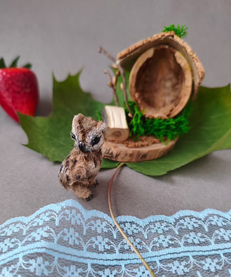 微型针织收藏绿牛小雕像