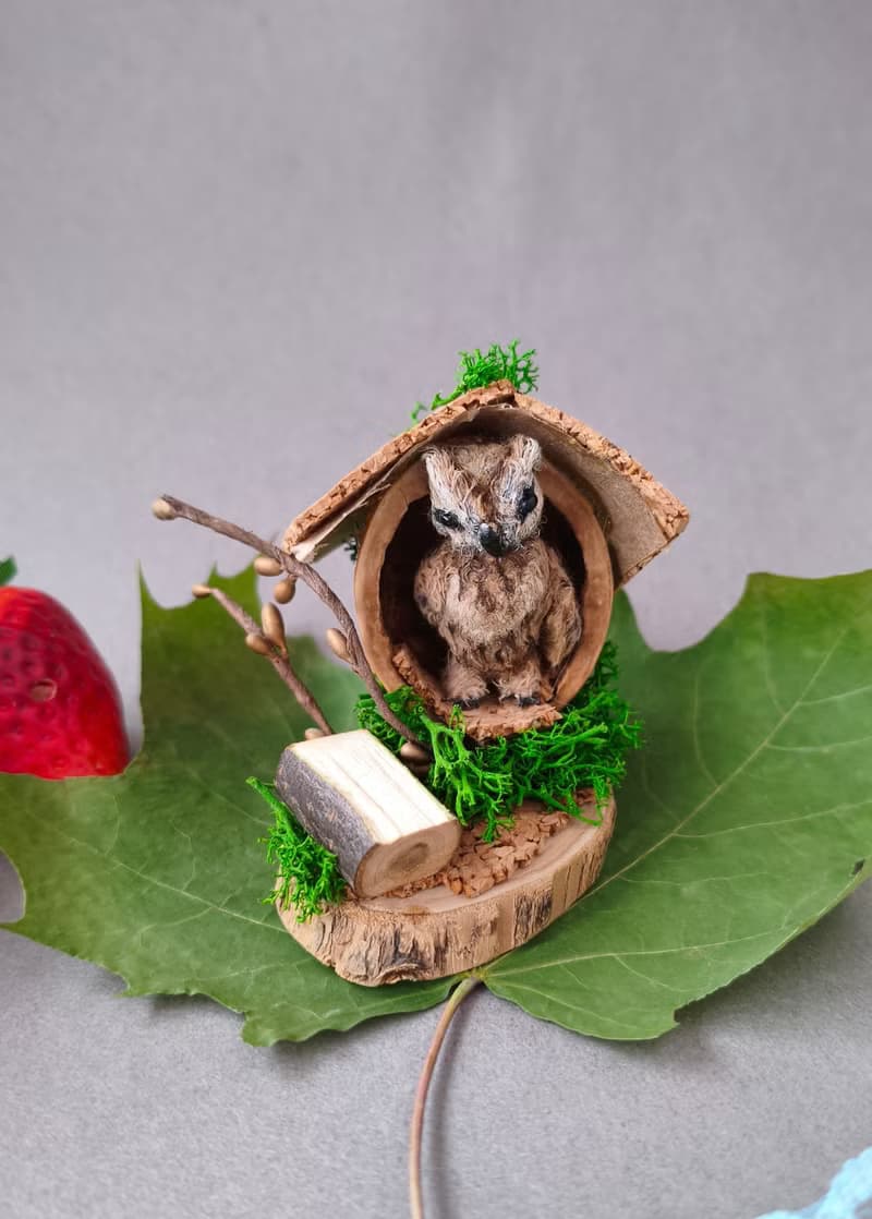 微型针织收藏绿牛小雕像