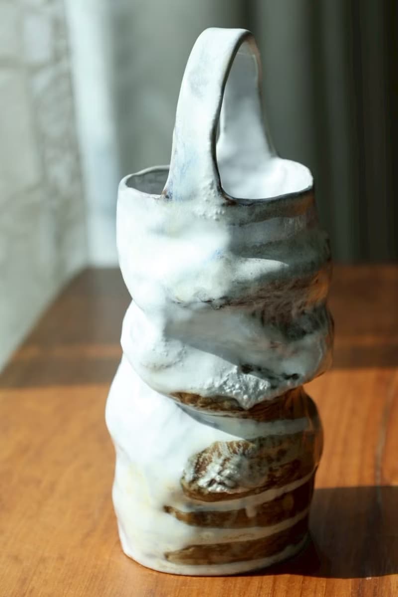 【情人節禮物】雪松松影提把花器 /手捏自然陶藝擺飾/藝術家手工