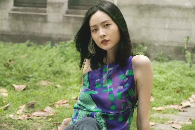 【義大利精緻工藝】- 法式時尚穿搭 - 斜紋印花絲巾上衣