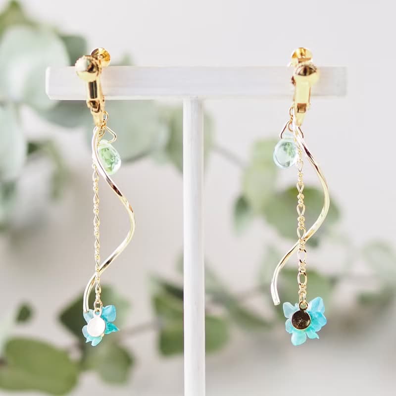 花雨に香る美濃和紙の紫陽花　ピアス/イヤリング