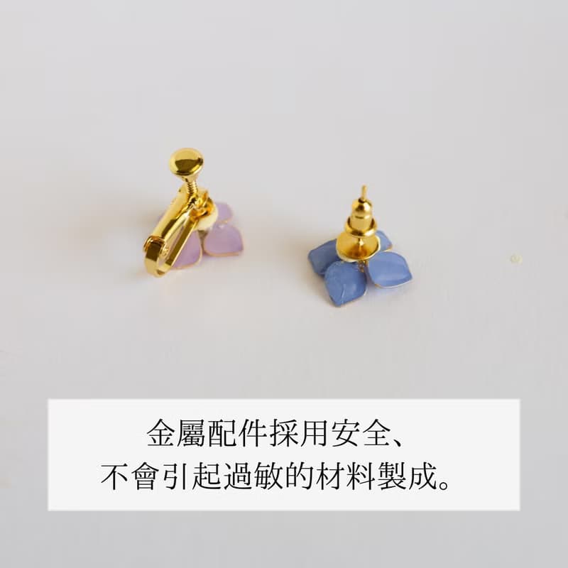 しっとり紫陽花のシンプル　ピアス　イヤリング