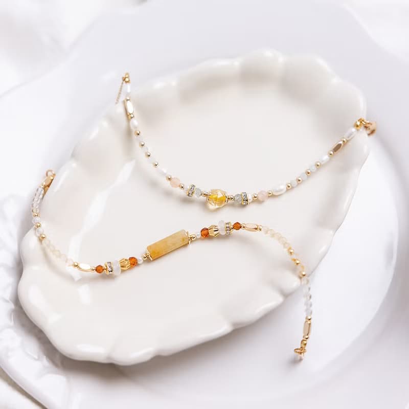財運 x 黃水晶 磷灰石 太陽石 【蝴蝶陸蓮 • 一生快樂】手鍊