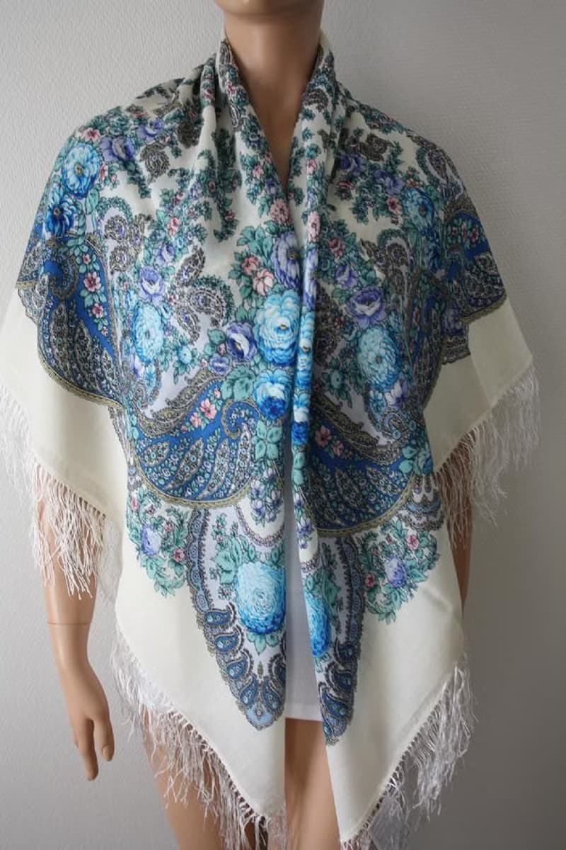 Pavlovo Posad Russian Shawl 100% Wool Scarf 125x125 cm Wrap Silk Fringe 1428-4