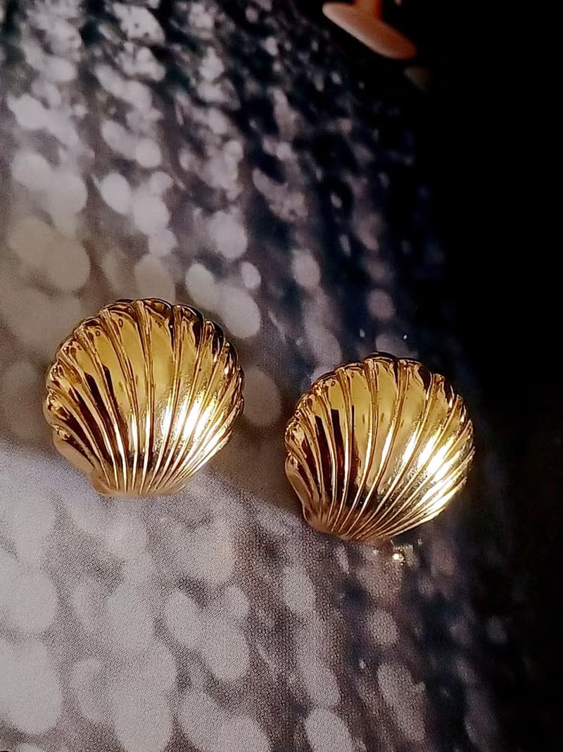 vintage jewelry  經典金色小貝殼 夾式耳環