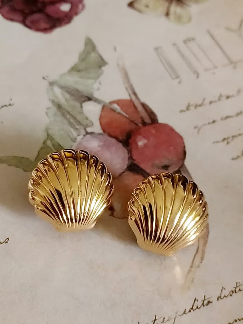 vintage jewelry  經典金色小貝殼 夾式耳環