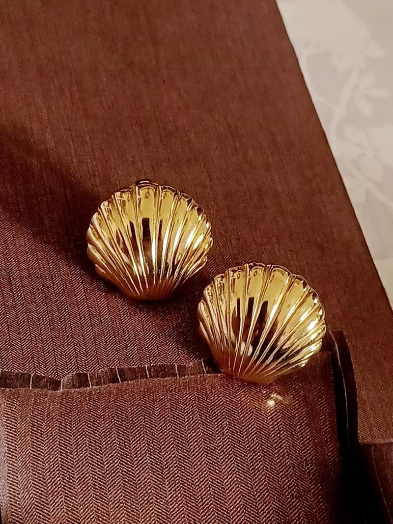 vintage jewelry  經典金色小貝殼 夾式耳環