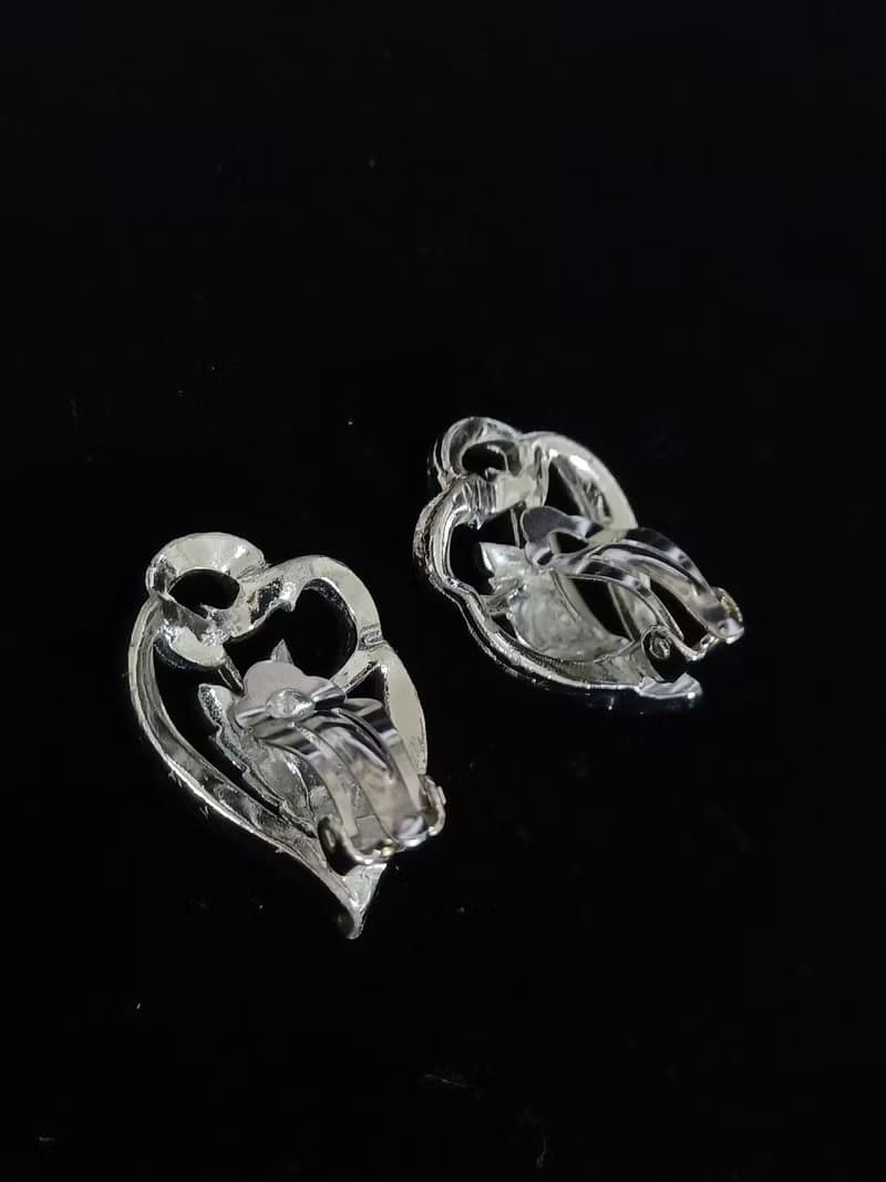 vintage jewelry  古董亮銀葉形夾式耳環