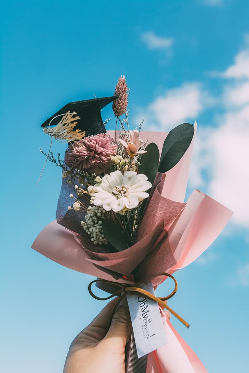 諚放光芒 學士帽畢業小花束  永生花 乾燥花 不凋花