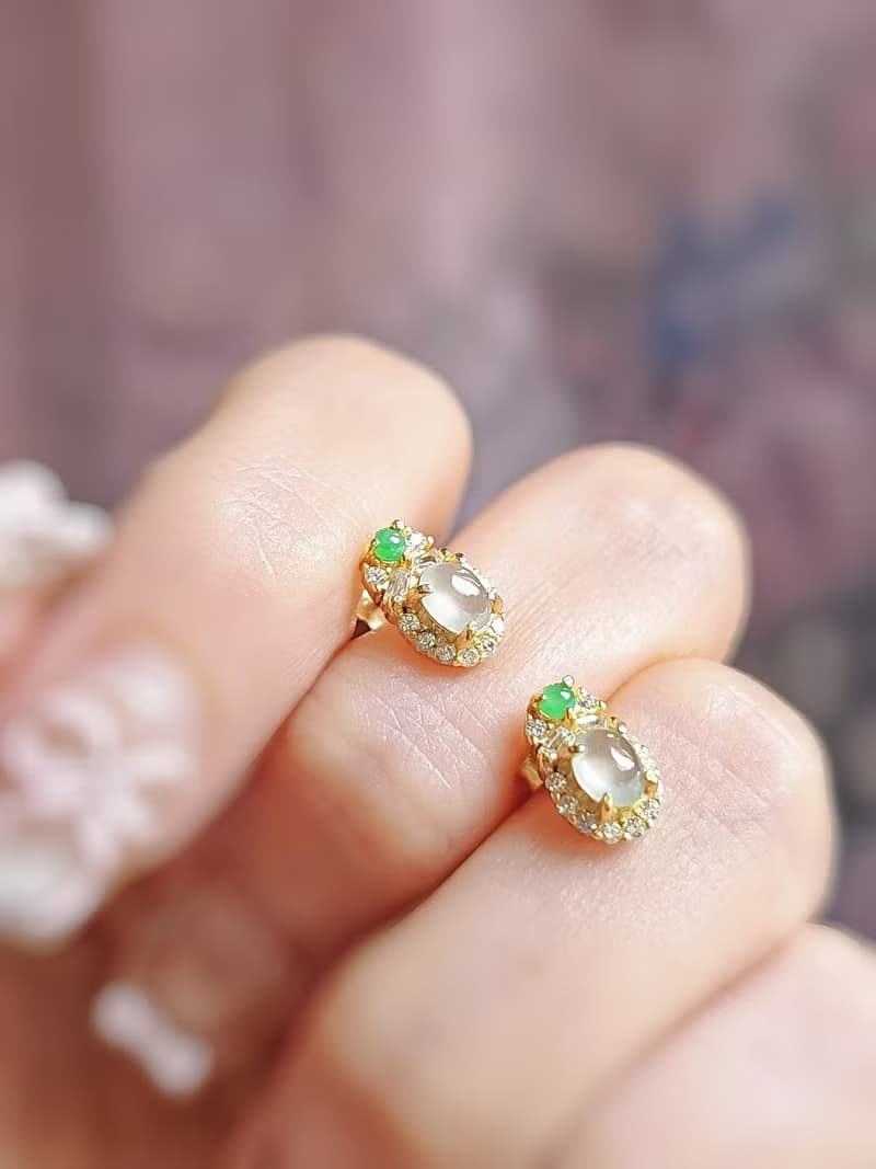 招財|仙氣高冰玻放光白翡•冰陽綠|緬甸A貨翡翠純銀精緻耳環