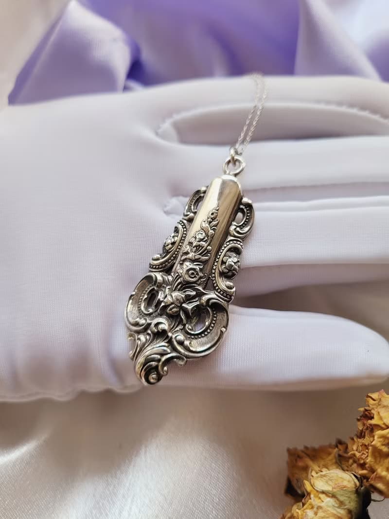 美國西洋古董飾品 /凡爾賽玫瑰手工銀器餐具造型純銀項鍊/吊墜
