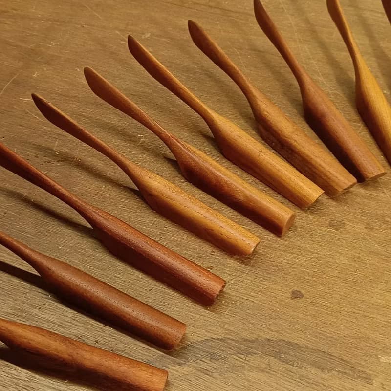 紅鷄油自立抹刀