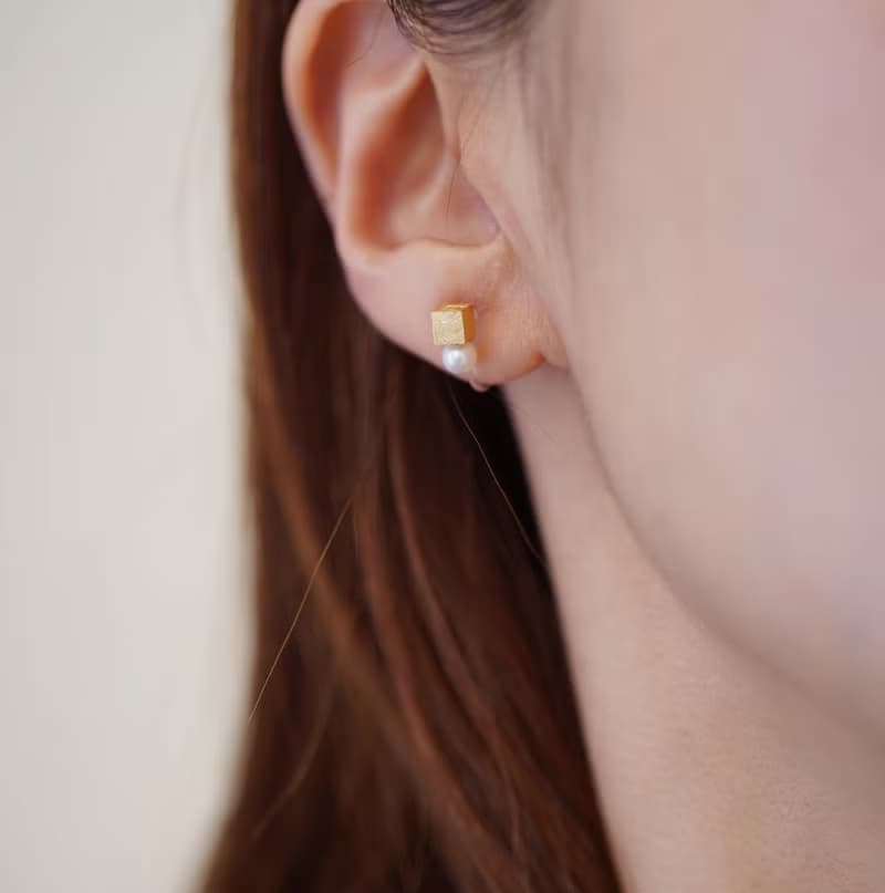 キューブパールピアス / イヤリングクリップ