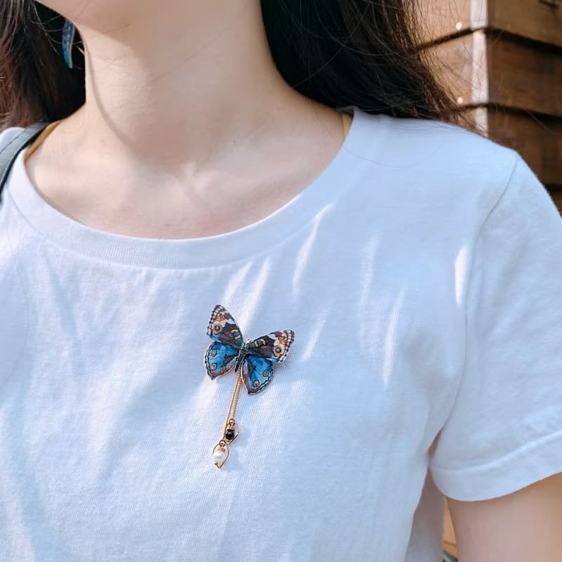 刺繡耳環 翠藍眼蛺蝶 蝴蝶 胸針 項鍊 珍珠 耳夾 生日 禮盒 情人