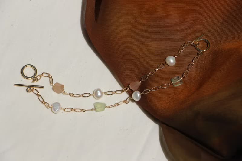 Botanical 夏天的風 葡萄石 蜜桃月光石 珍珠 寬鍊手鍊