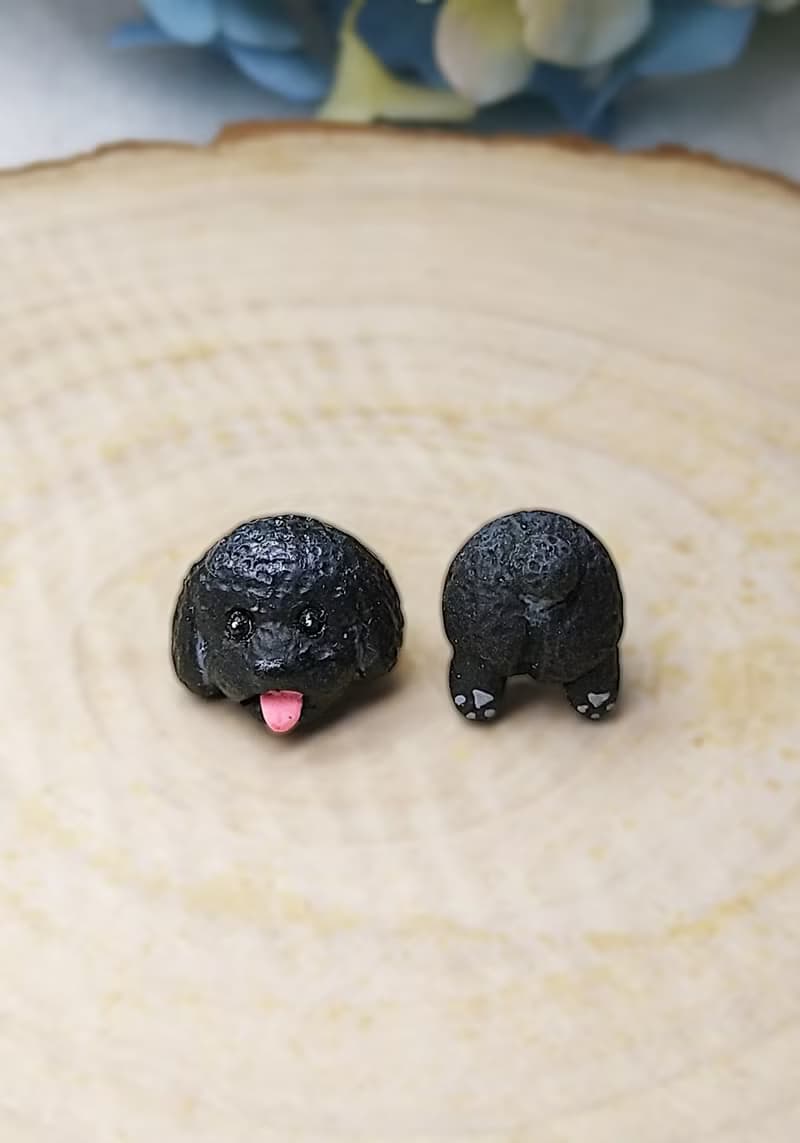 全手制 黑色 吐舌貴賓犬 貴婦狗 耳釘/耳夾