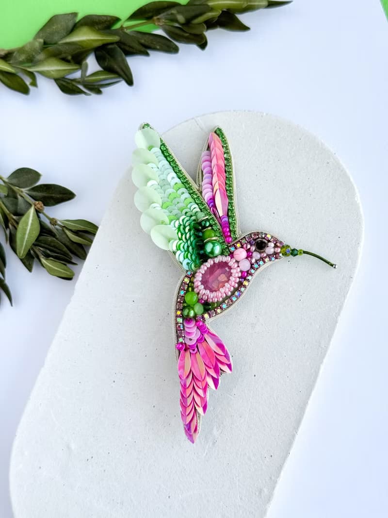 Beaded pink hummingbird brooch handmade