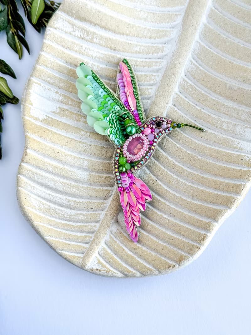 Beaded pink hummingbird brooch handmade