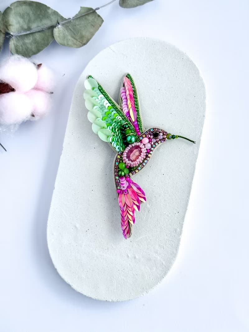 Beaded pink hummingbird brooch handmade