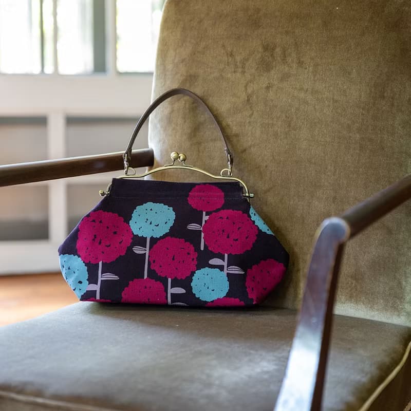 横長ベンリーがま口バッグ こでまり 【 日本製 】ハンドバッグ Frame Bag