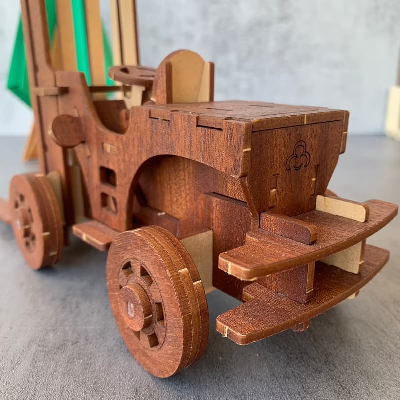 【手作DIY】中小朋友玩具(堆高機) 手作DIY 組裝 玩具