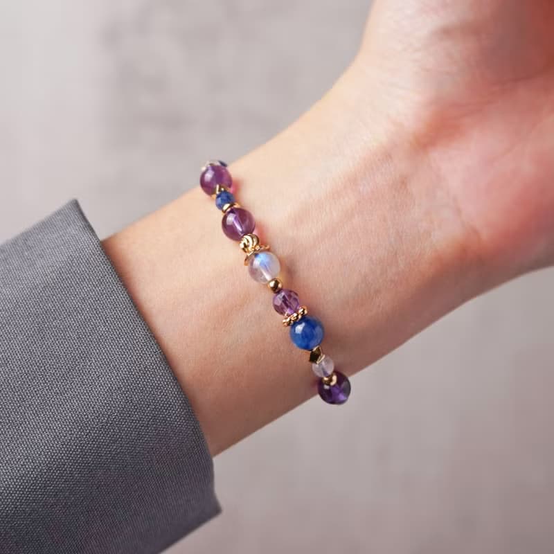 幻夢歷險 // 紫水晶藍晶石月光石 手鍊 // 智慧 洞察 平靜 人緣