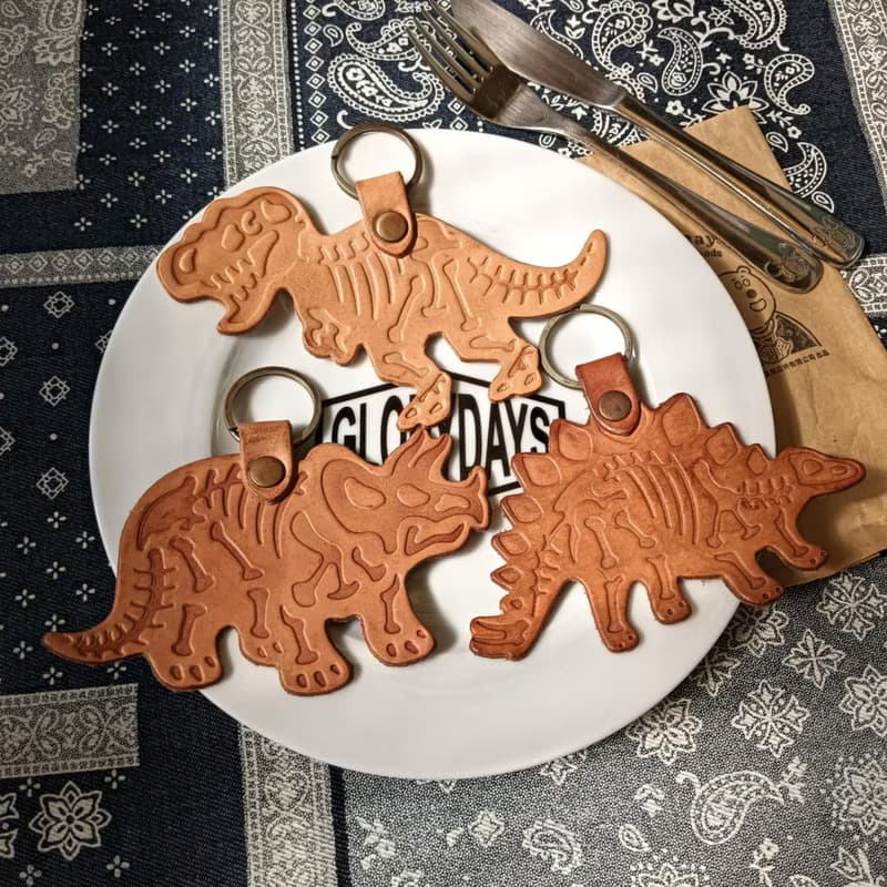 恐龍鑰匙圈 / 充滿童趣的精緻小物
