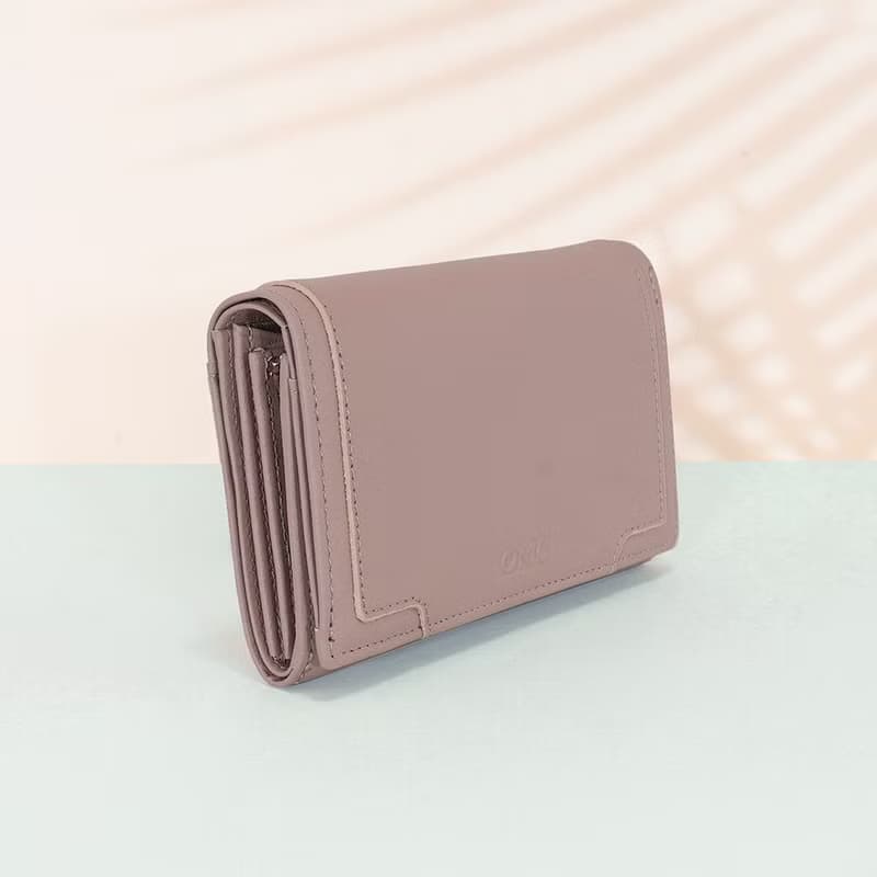 立體拼貼軟牛皮多夾層兩折中夾4152(貝殼粉)