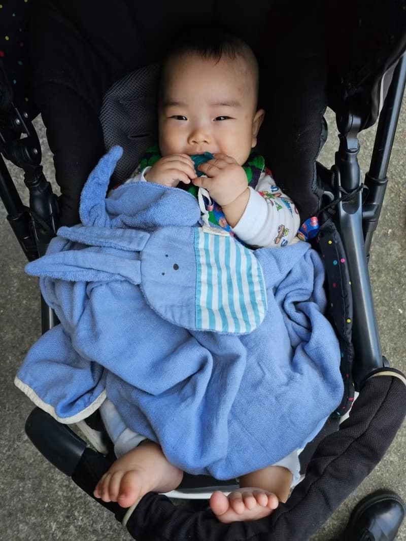 彌月禮組-BoBo小蘑菇浴巾+兔仔帽兜斗篷浴巾禮組+雙面巾兩件組