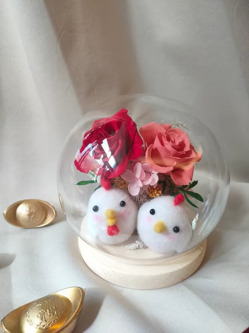 SheerWhisper絮語藏花_手工羊毛氈日本永生花玻璃球帶路雞/起家雞