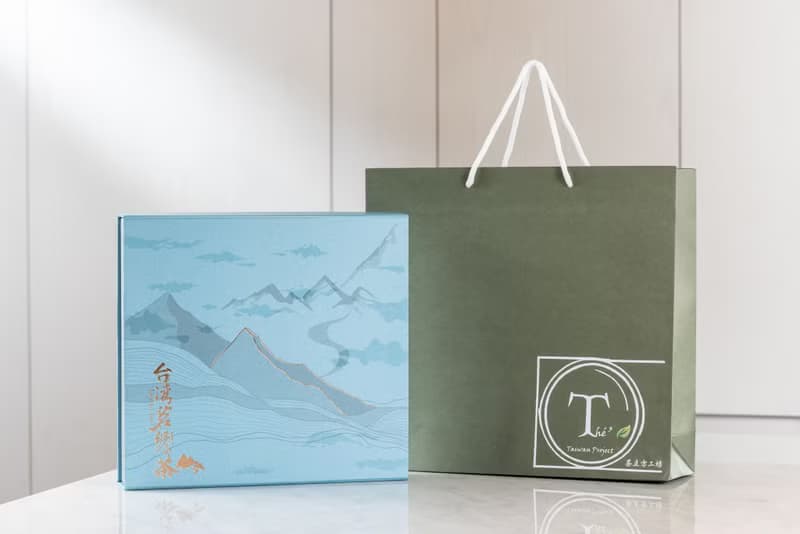 台灣茗饗曲 (日月潭紅茶 臺灣地圖造型茶磚 )