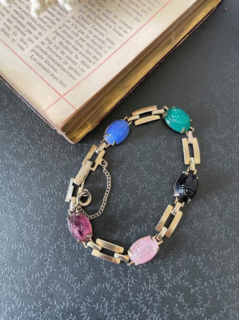 古董彩色聖甲蟲手鍊  BR125