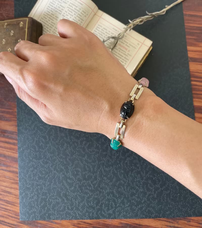 古董彩色聖甲蟲手鍊  BR125