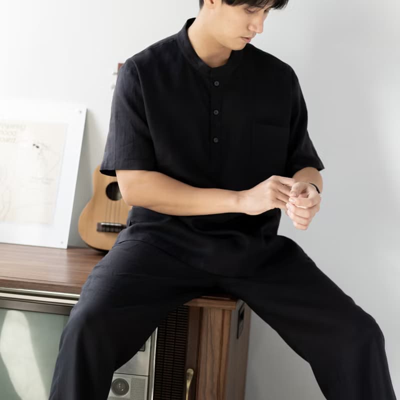 Blue & J Natural Linen Shirt with Short Sleeves and Front Pocket - Black