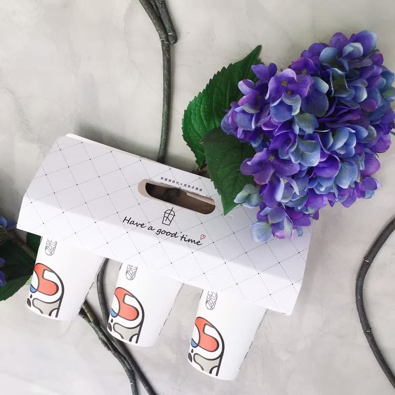 | 餐飲外帶裝家 |  三杯飲料外帶提卡-白卡點點版 400pcs/箱