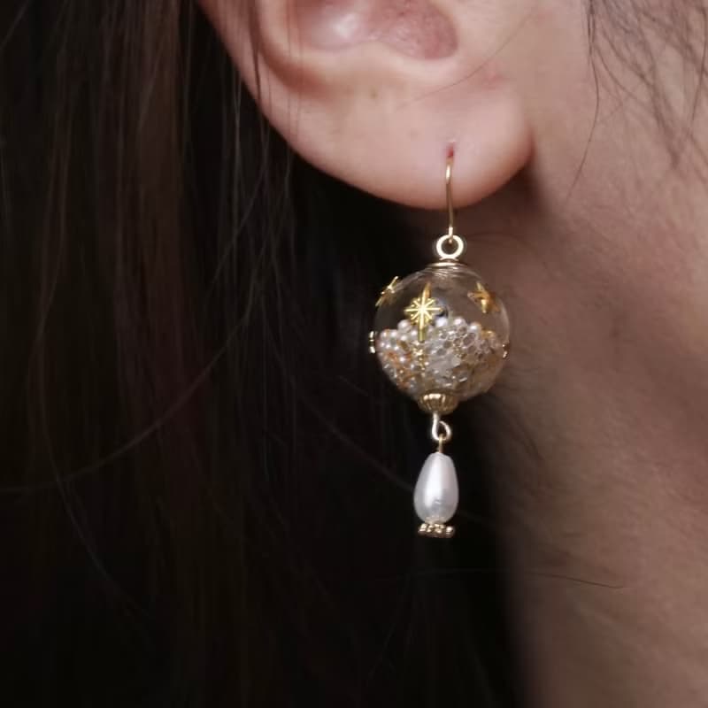 クリスマスオーナメントのピアス/イヤリング