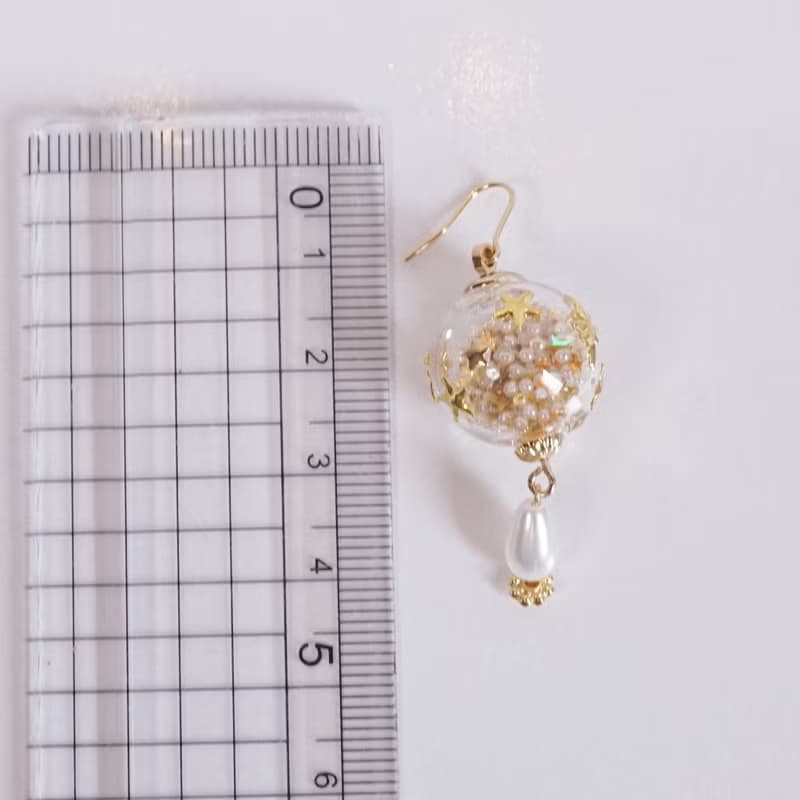 クリスマスオーナメントのピアス/イヤリング