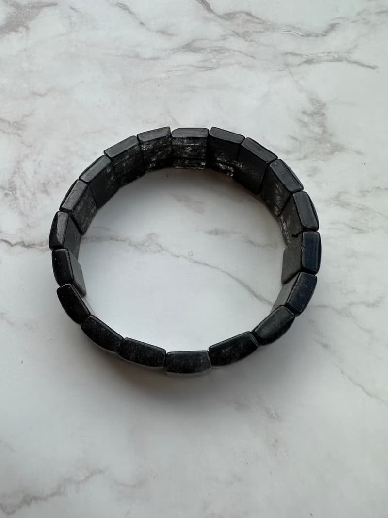 心忱- 黑髮晶手排