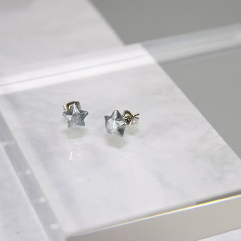 可愛小物霧銀色幸運星星防水手工耳環
