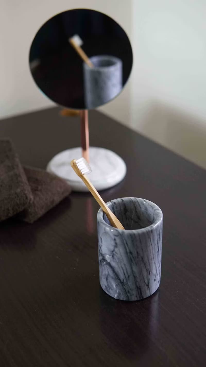 【奇鈺家居】大理石直身漱口杯 / 置物罐 / 筆筒  (小)