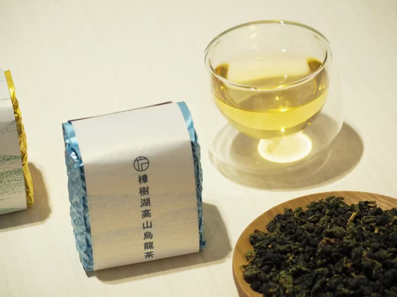 樟樹湖烏龍茶－台灣阿里山高山春茶(彩罐裝)