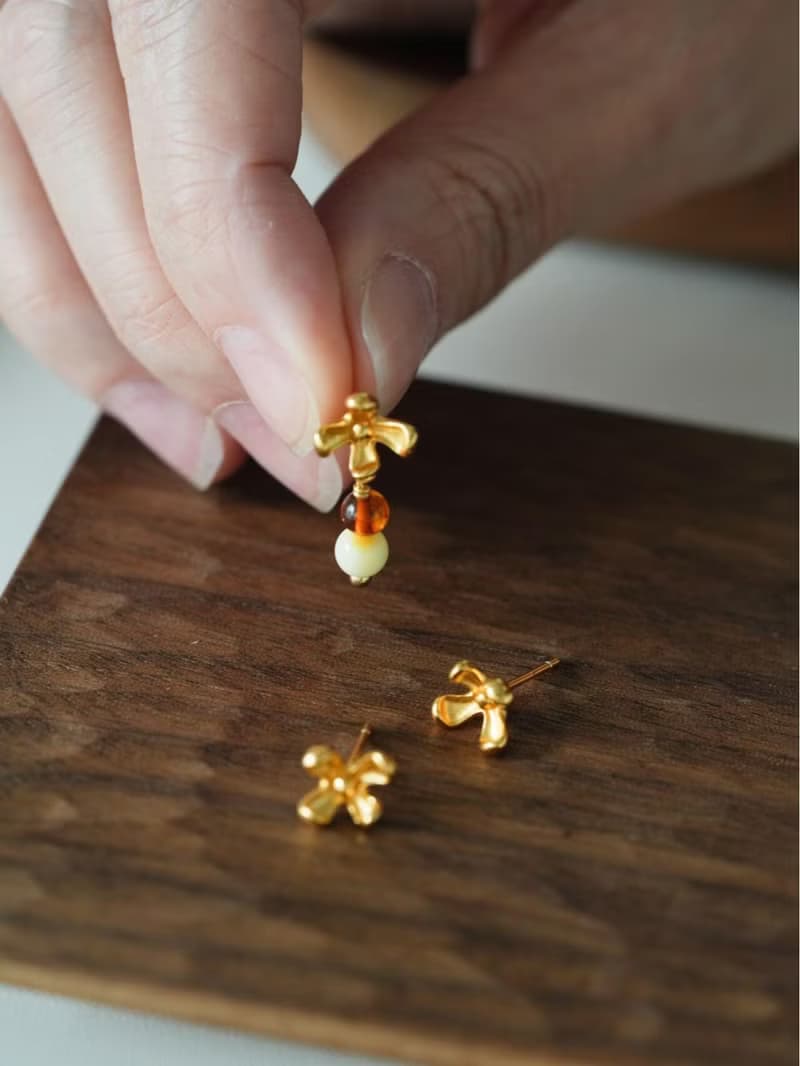 原創桂願俄羅斯料花白蜜蠟桂花耳環氣質銀耳釘生日禮物