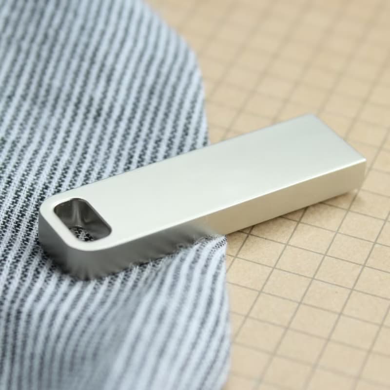 【新年禮物】Moins est plus USB 慕伊帕金屬隨身碟-64GB
