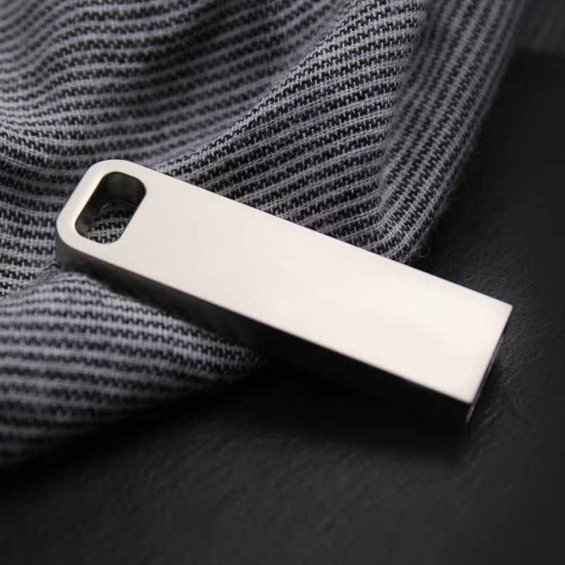 【新年禮物】Moins est plus USB 慕伊帕金屬隨身碟-64GB