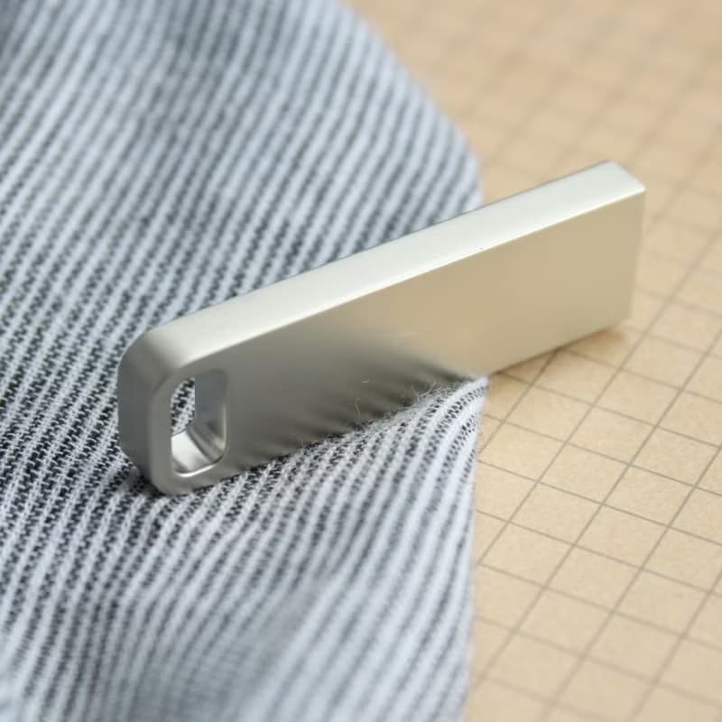 【新年禮物】Moins est plus USB 慕伊帕金屬隨身碟-64GB