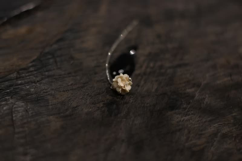 陶瓷繡球花耳線  手工捏製