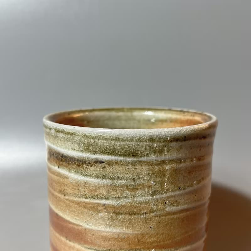 柴燒粉引手握杯 / 小平凡手作