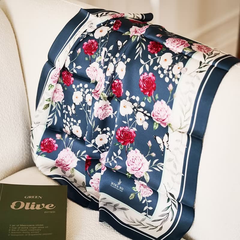 庭園玫瑰雙面真絲絲巾